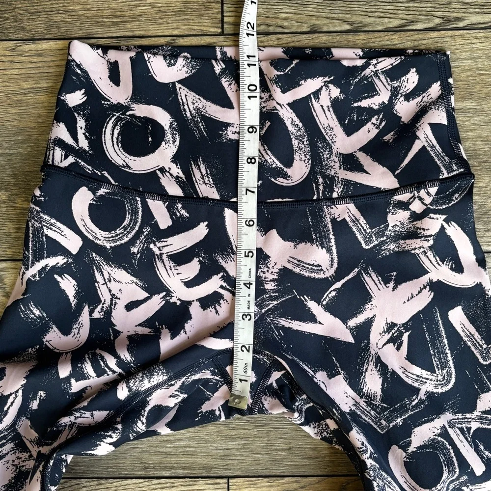 Lululemon Wunder Under High Rise Tight Leggings Graffiti Pop Navy Sz 6